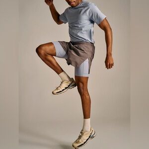 Outdoor voices Men's green and olive green Athletic running Shorts size Medium